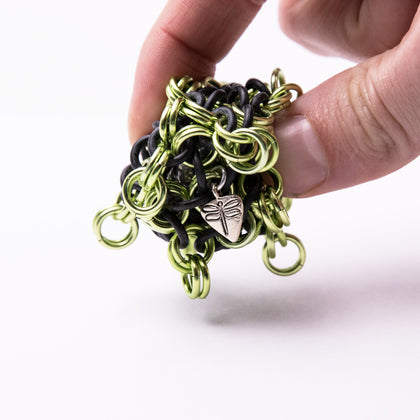 Chainmail Footbag - Black / Light Green