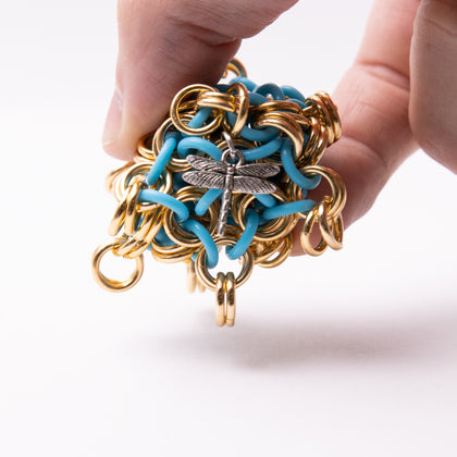 Chainmail Footbag - Gold / Light Blue